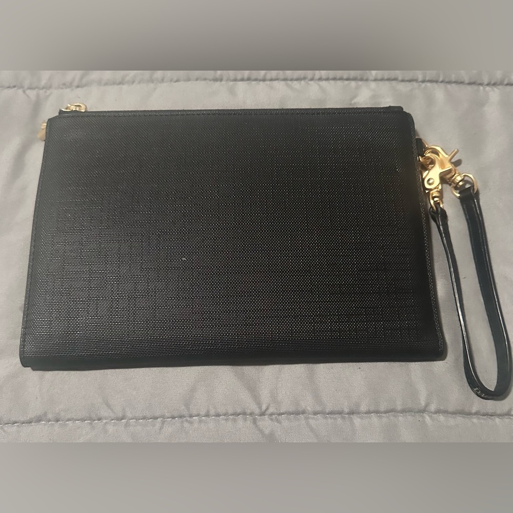 Dagne Dover Essentials Large Wristlet/Clutch